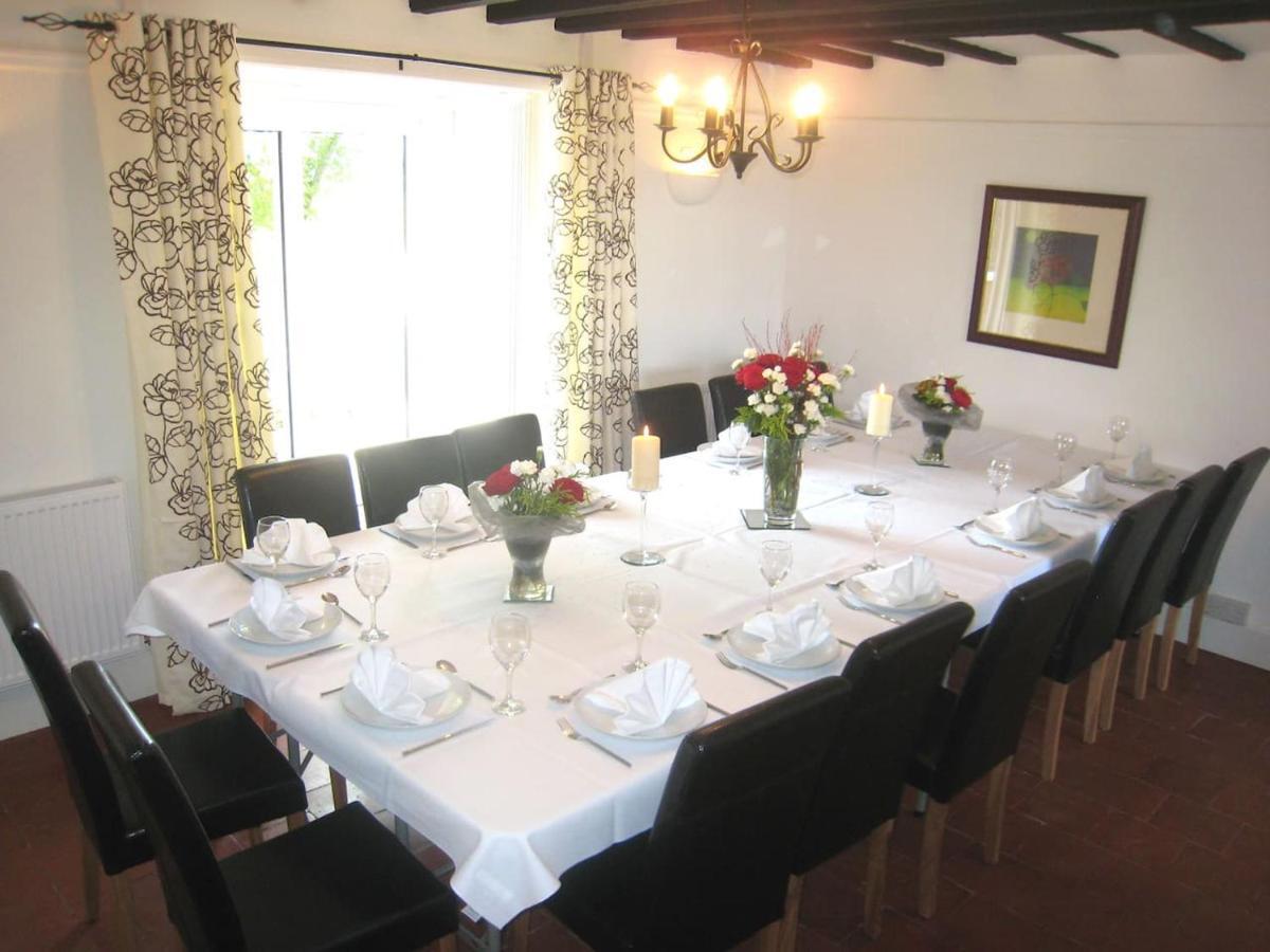 Arden Hill Farmhouse - Hot Tub, Snooker Table, Sleeps 16 Stratford-upon-Avon Exterior foto